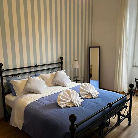 Be Your - Mr House ローマ