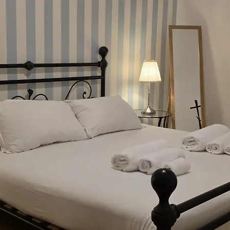 Be Your - Mr House ローマ