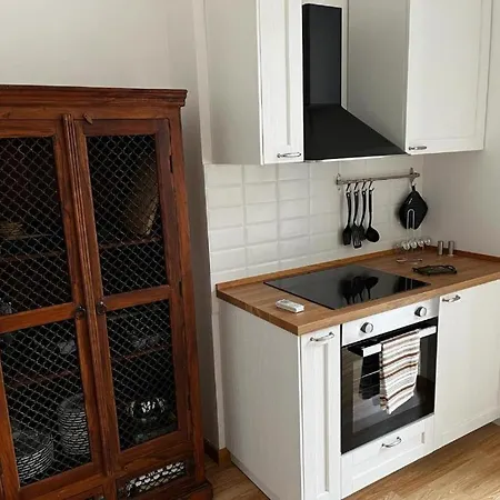 Be Your - Mr House ローマ