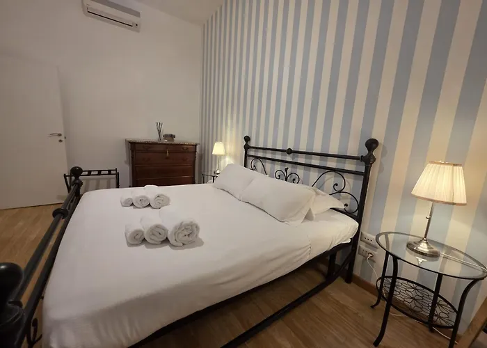 Mr House Apartman *